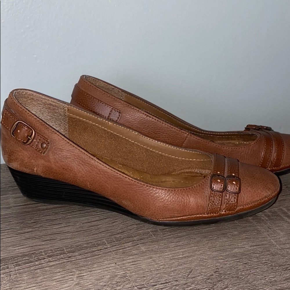 Euro Soft by Sofft - Brown buckle Wedges